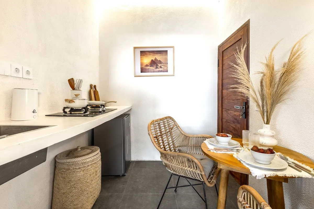 Pyramids - building exterior